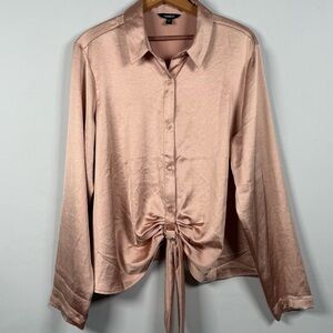 Express Satin Button Down Shirt in Soft Pink, Size XL